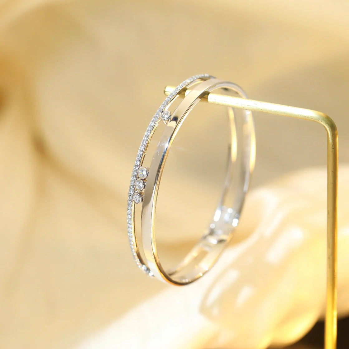 [Clara Jewely]Move Romane Diamond Bangle Bracelet