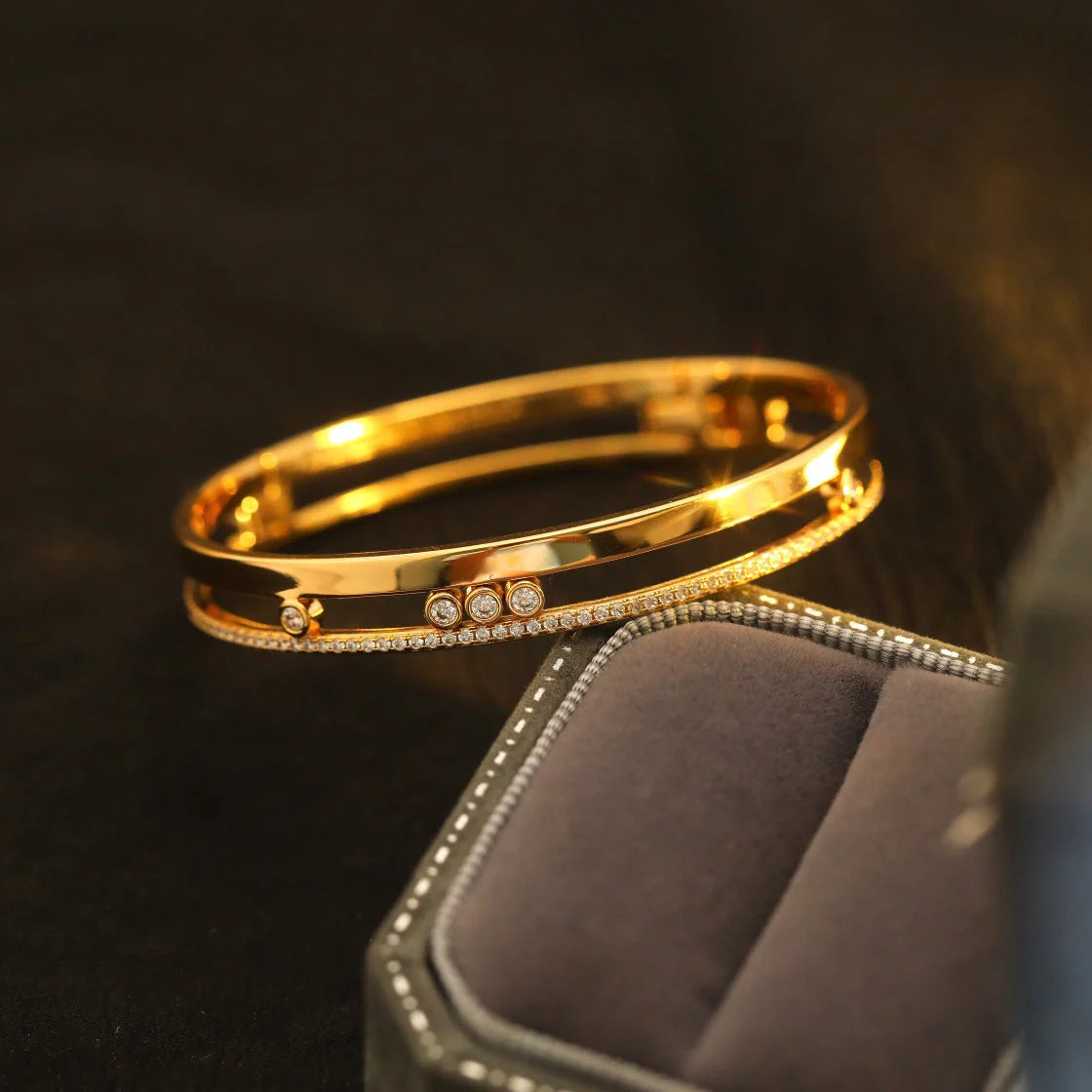 [Clara Jewely]Move Romane Diamond Bangle Bracelet