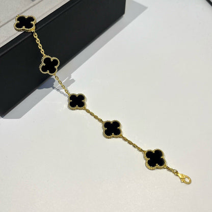 [Clara Jewels] CLOVER 5 MOTIF ONYXS BRACELET COLLECTION