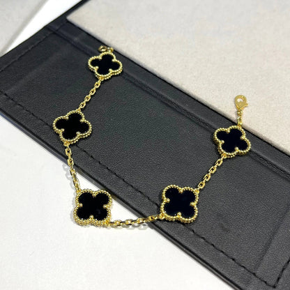 [Clara Jewels] CLOVER 5 MOTIF ONYXS BRACELET COLLECTION