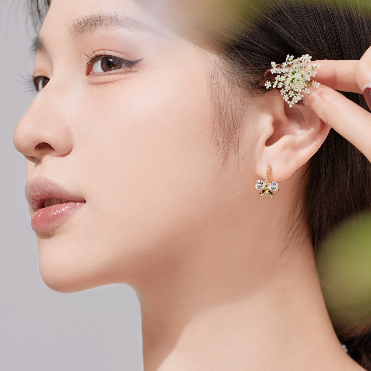 [Clara Jewels]Exquisite Earrings With Heart-Shaped Bow Design