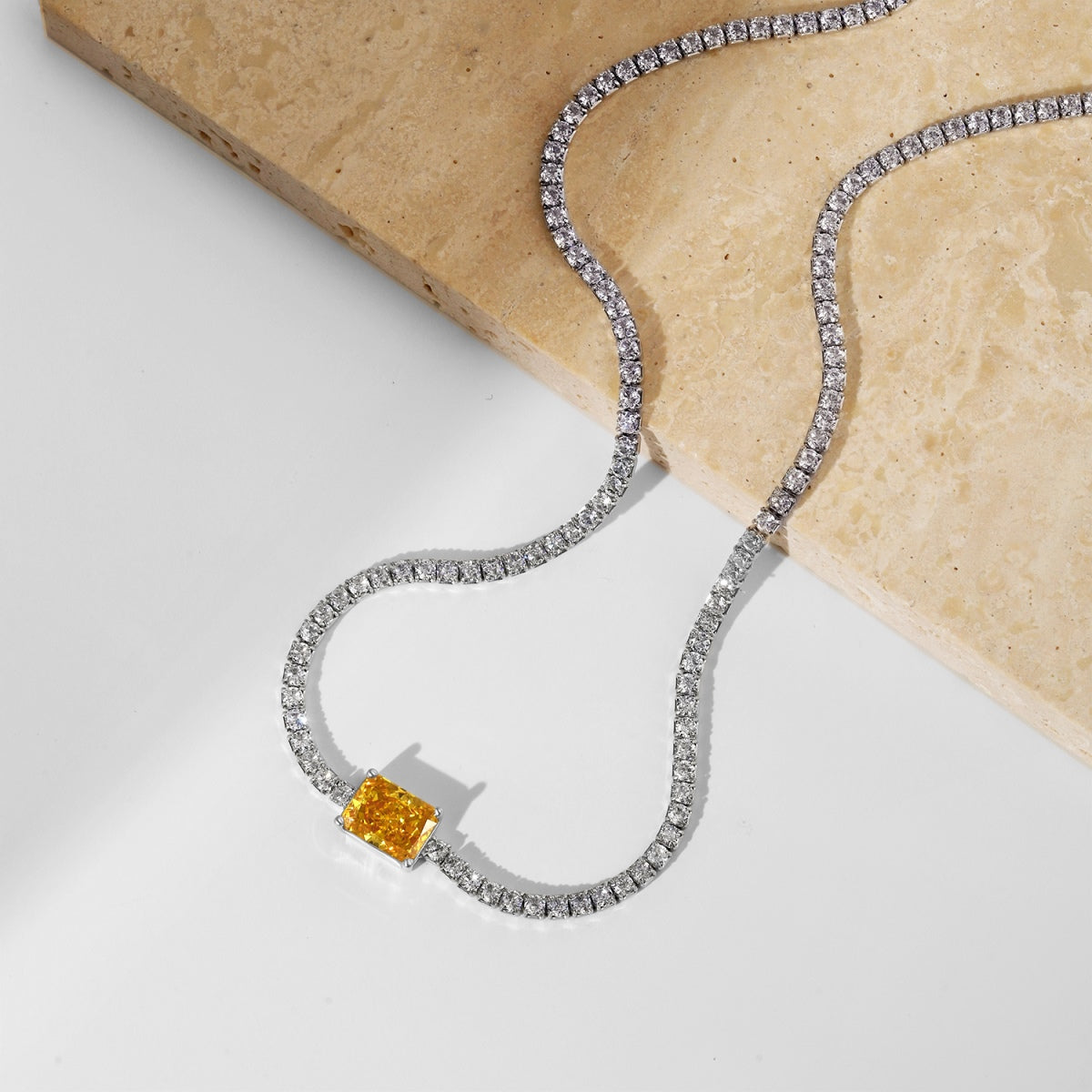 [Clara Jewels]2.0 carat Ornate Emerald Cut Necklace