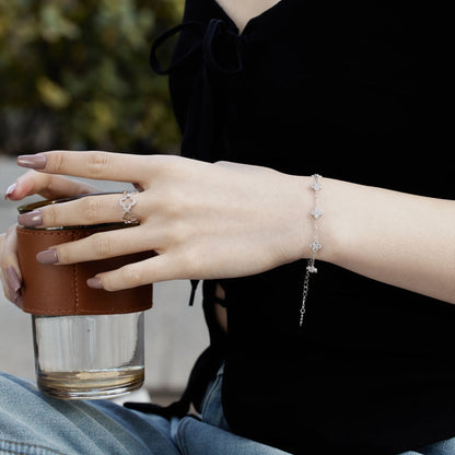 [Clara Jewels]Four-Leaf Clover Hollow Butterfly Bracelet