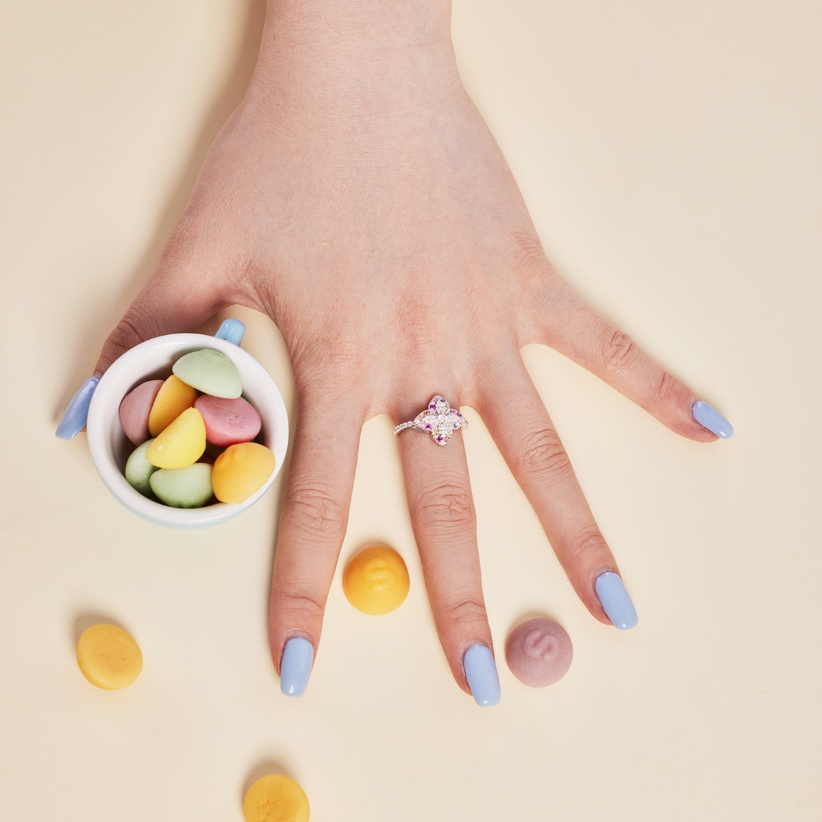 [Clara Jewels]Luxurious Colorful Flower Shape Banquet Ring