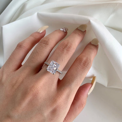 [Clara Jewels]4.0 Carat Luxurious Engagement Ring
