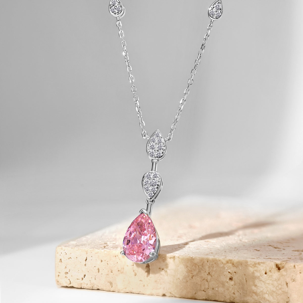 [Clara Jewels]Dazzling Pear Cut Necklace