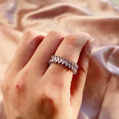 [Clara Jewels]Gorgeous Marquise Cut Tennis Ring