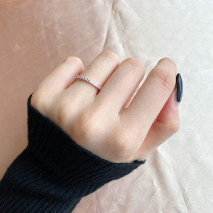 [Clara Jewels]Delicate Sparkling Round Cut Daily Ring