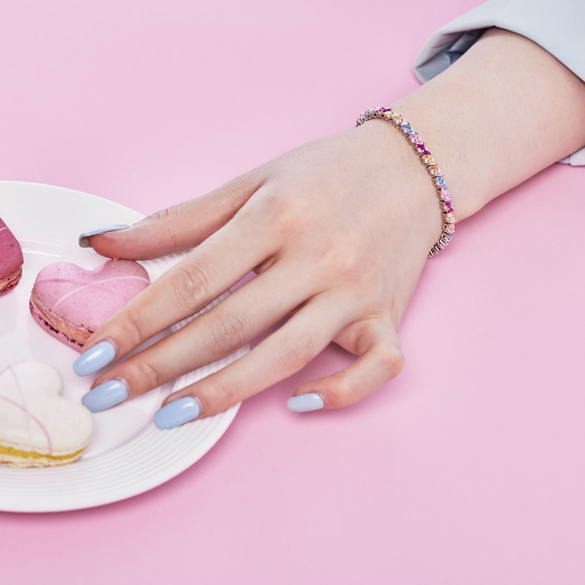 [Clara Jewels]Ornate Sparkling Multi Cut Party Bracelet