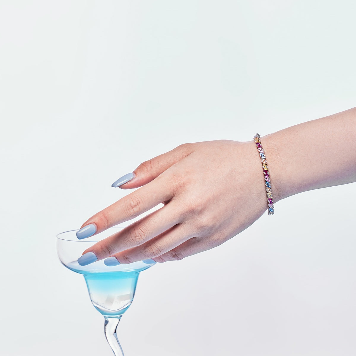 [Clara Jewels]Ornate Sparkling Multi Cut Party Bracelet
