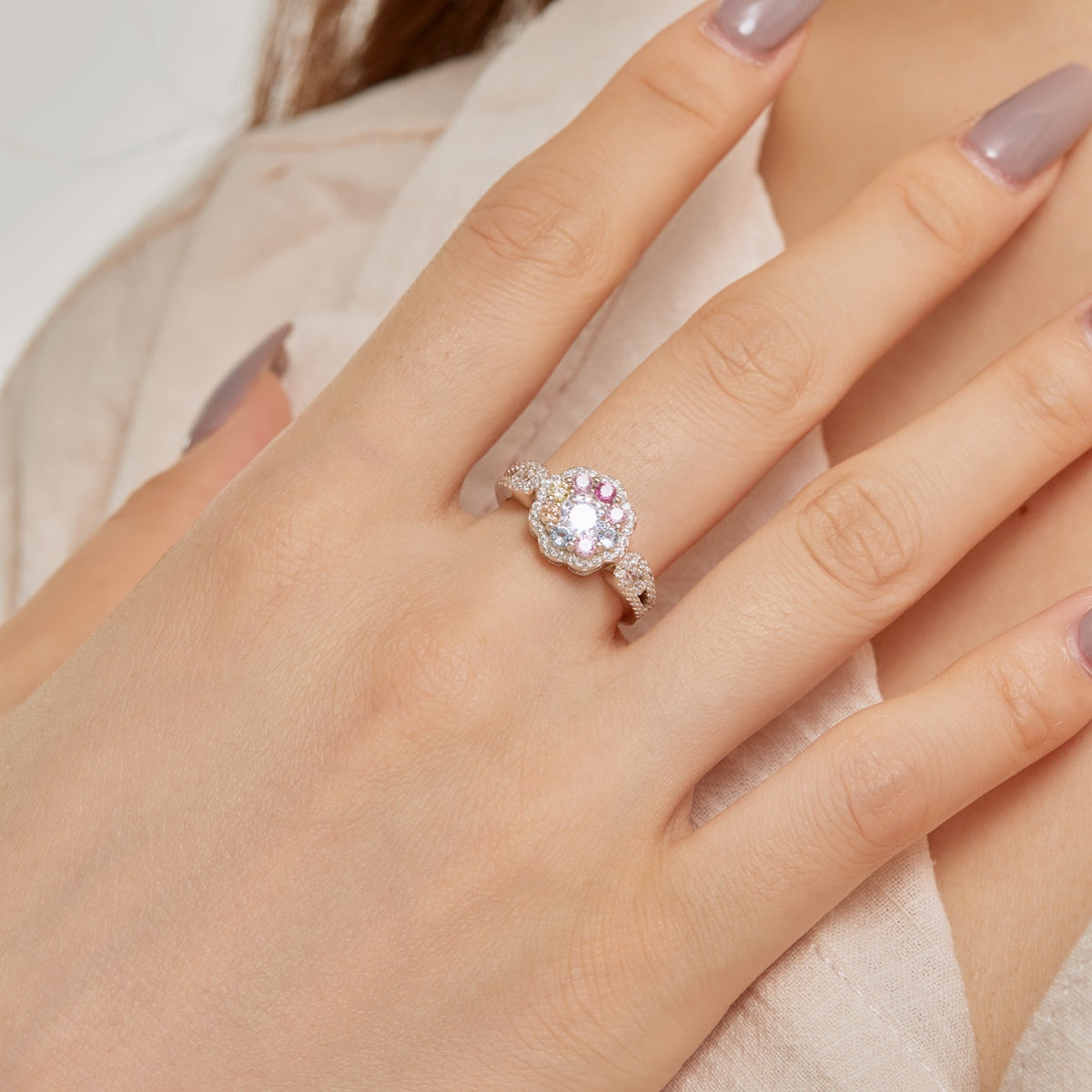 [Clara Jewels]Delicate Colorful Round Cut Flower Shape Wedding Ring