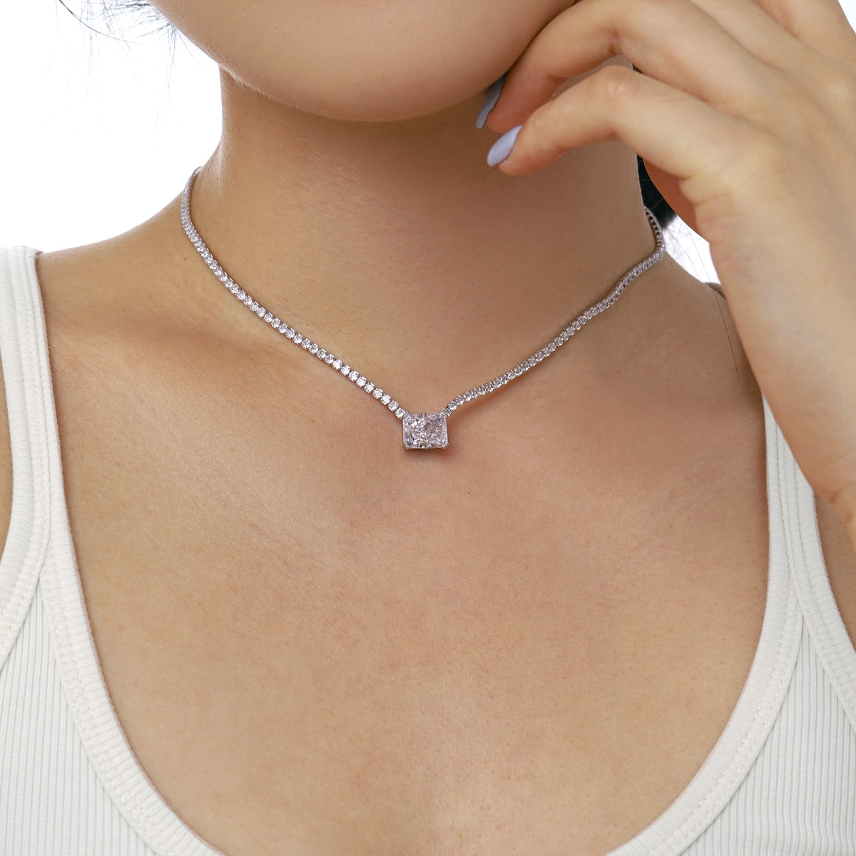 [Clara Jewels]4.0 Carat Elegant Radiant Cut Necklace