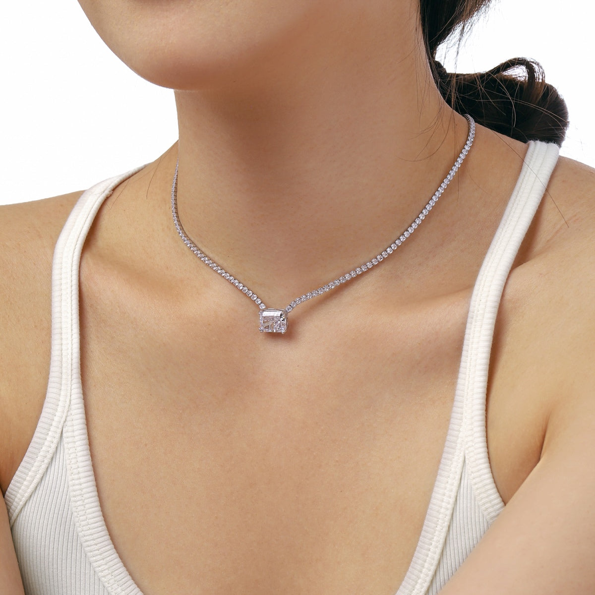 [Clara Jewels]4.0 Carat Elegant Radiant Cut Necklace