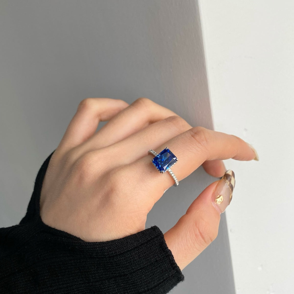 [Clara Jewels]4.0 Carat Luxurious Engagement Ring