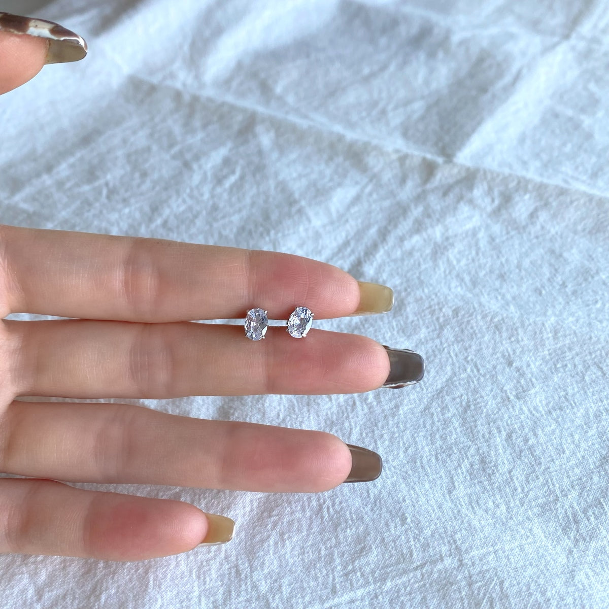 [Clara Jewels]Oval Classic Dignified Elegant Earrings