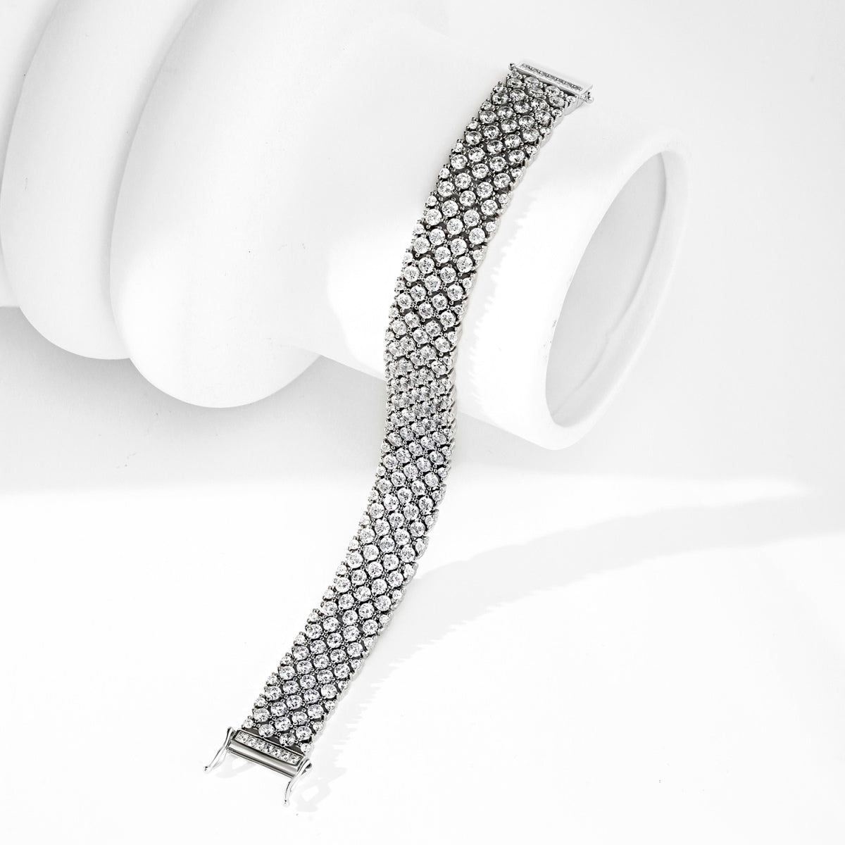 [Clara Jewels]Ornate Elegant Round Cut Party Bracelet