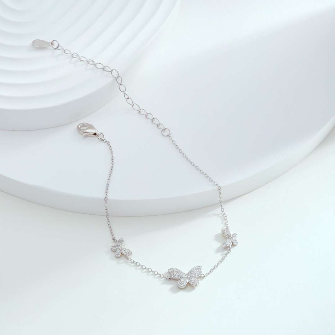 [Clara Jewels]Delicate Butterfly Pendant Bracelet