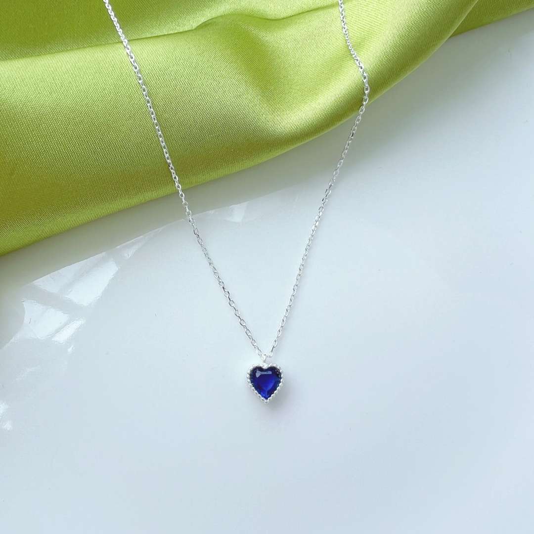 [Clara Jewels]Ornate Heart Shape Necklace