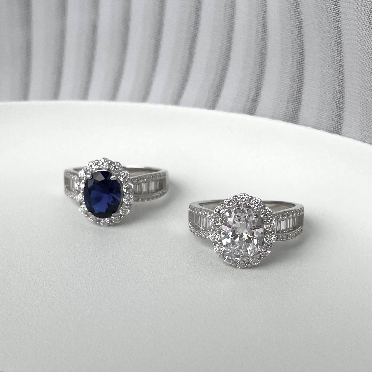 [Clara Jewels]1.5 Carat Dazzling Charming Oval Cut Banquet Ring