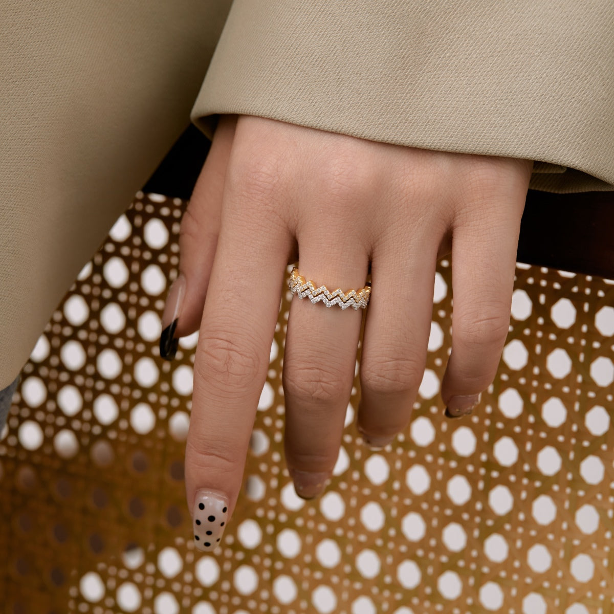 [Clara Jewels]Delicate Enchanting Wave Shape Daily Ring