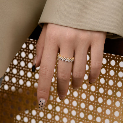 [Clara Jewels]Delicate Enchanting Wave Shape Daily Ring