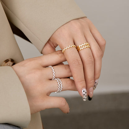 [Clara Jewels]Delicate Enchanting Wave Shape Daily Ring