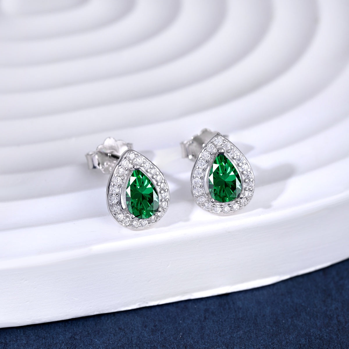 [Clara Jewels]Luxurious Water Drop Shape Earrings