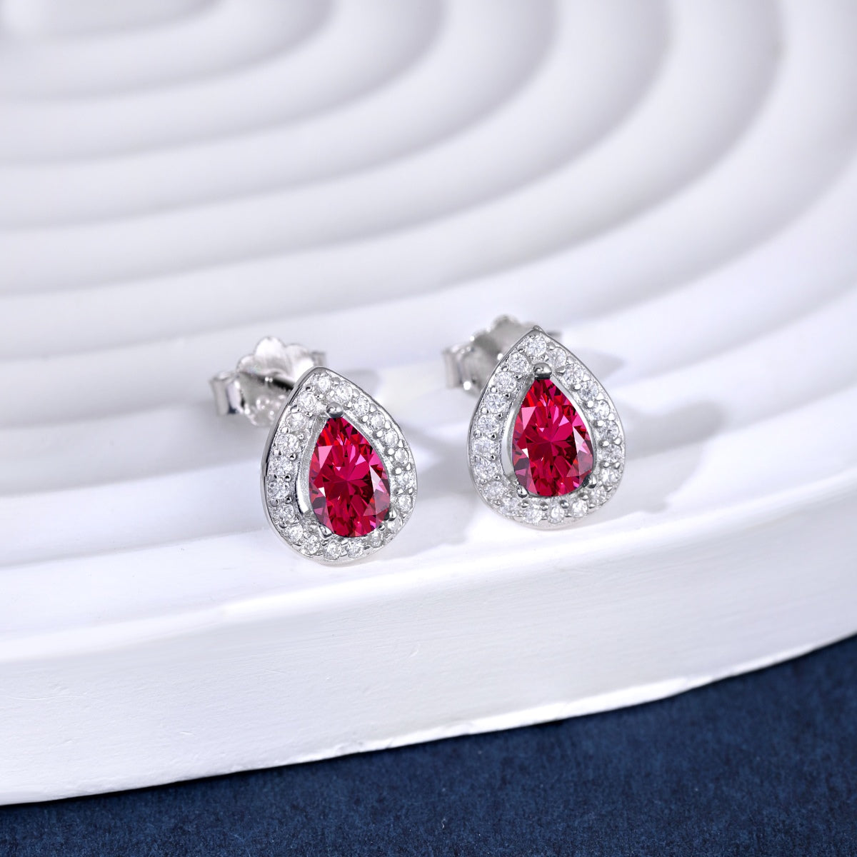 [Clara Jewels]Luxurious Water Drop Shape Earrings