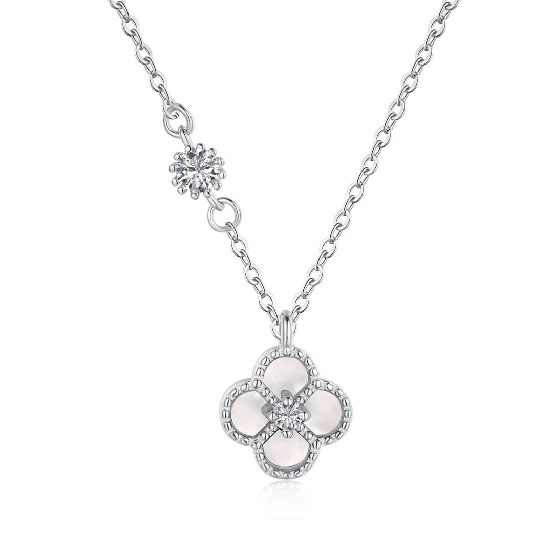 [Clara Jewels]Delicate Flower Shape Necklace