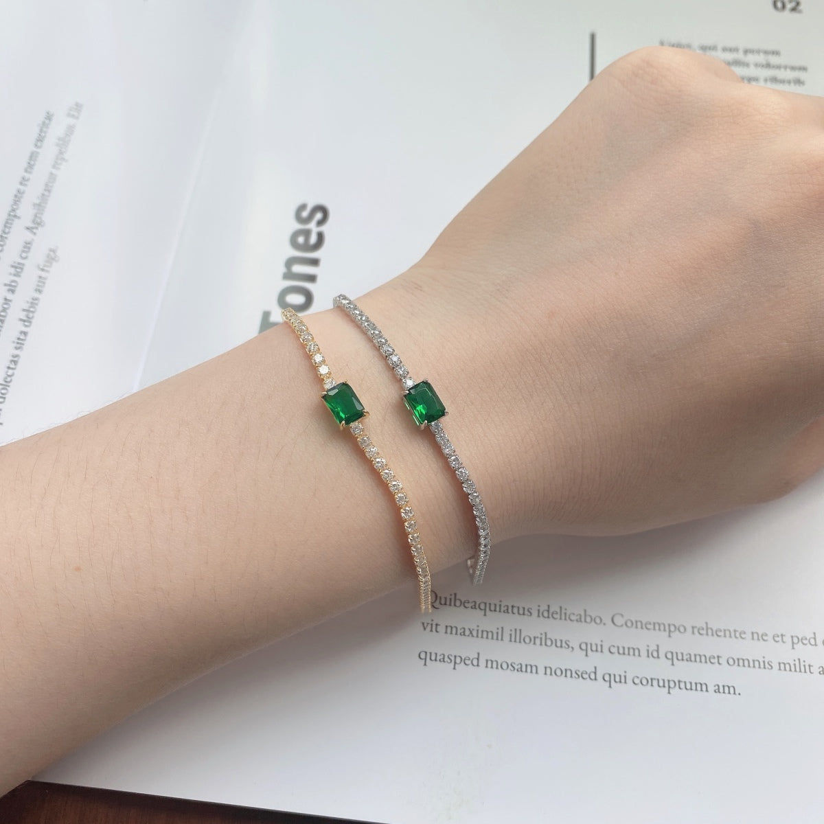 [Clara Jewels]1.0 Carat Unique Emerald Cut Banquet Bracelet