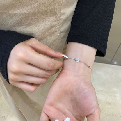 [Clara Jewels]Dazzling Round Cut Shape Bracelet
