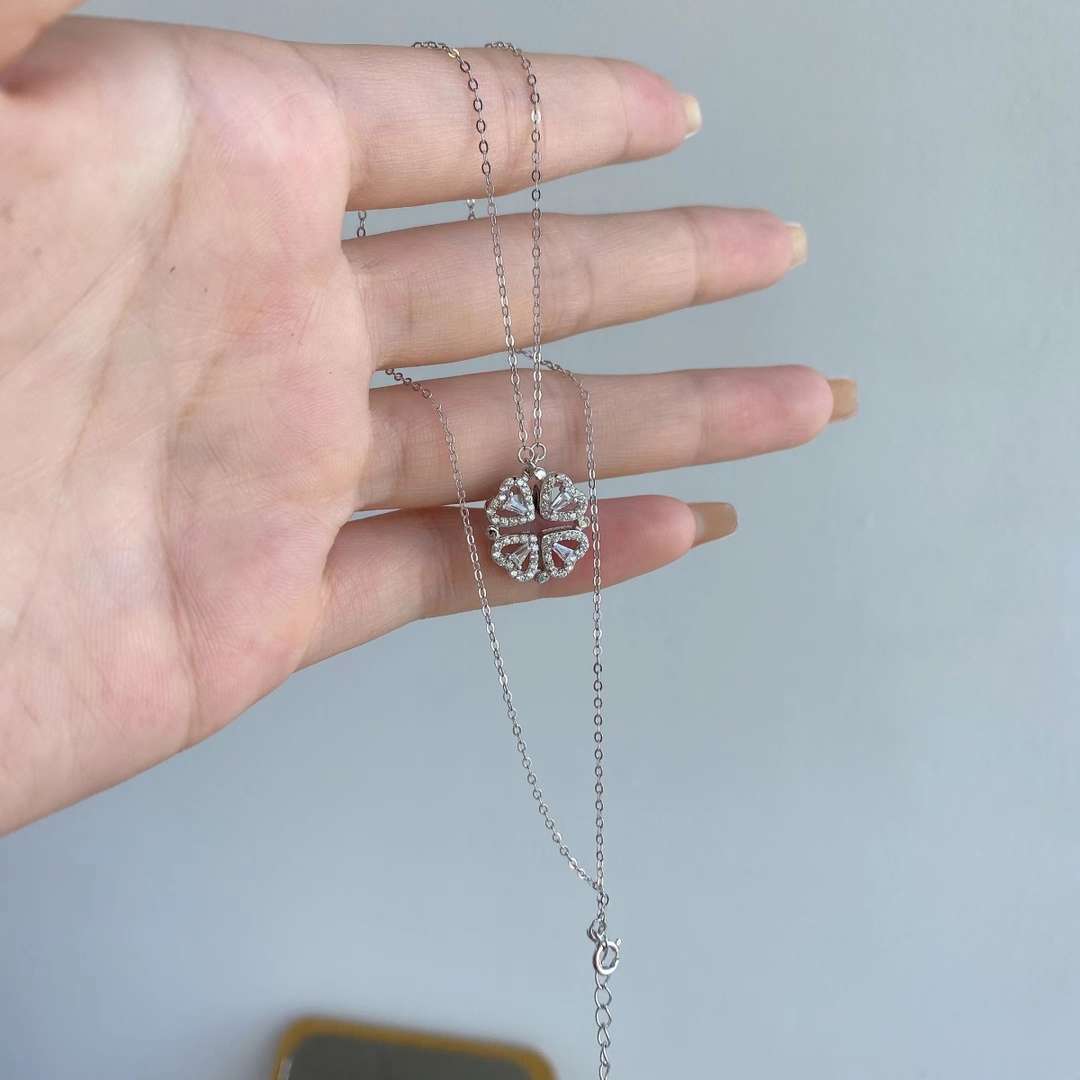 [Clara Jewels]Ornate Heart Cut Flower Shape Necklace