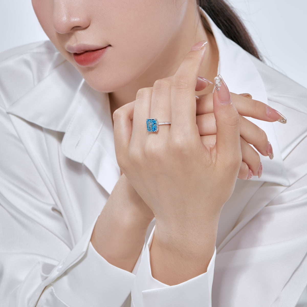 [Clara Jewels]4.0 Carat Luxurious Engagement Ring