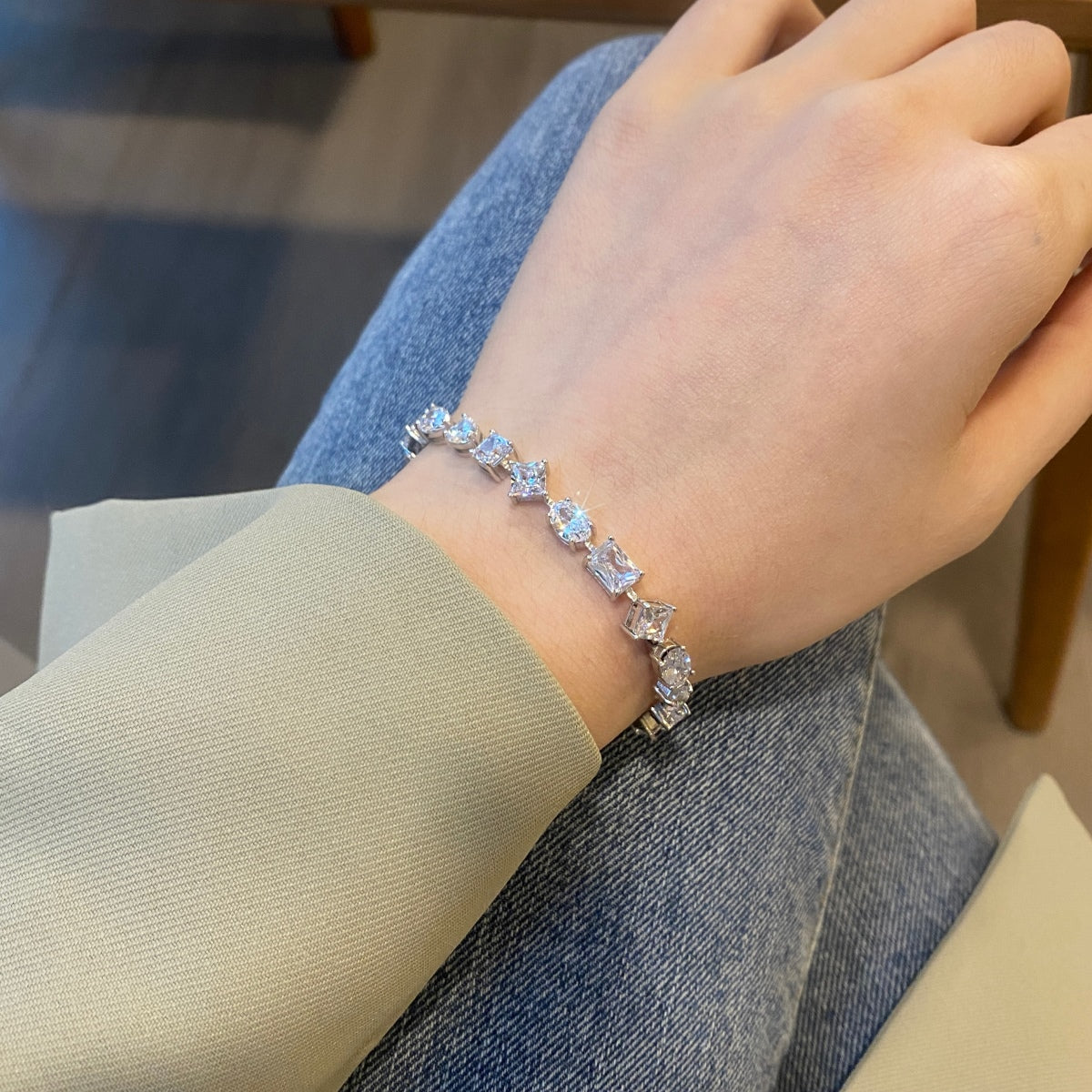 [Clara Jewels]Unique Exquisite Multi Cut Daily Bracelet