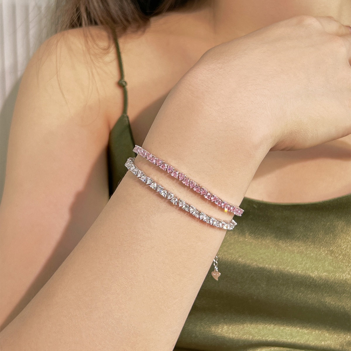 [Clara Jewels]Dazzling Romantic Heart Shape Lover Bracelet