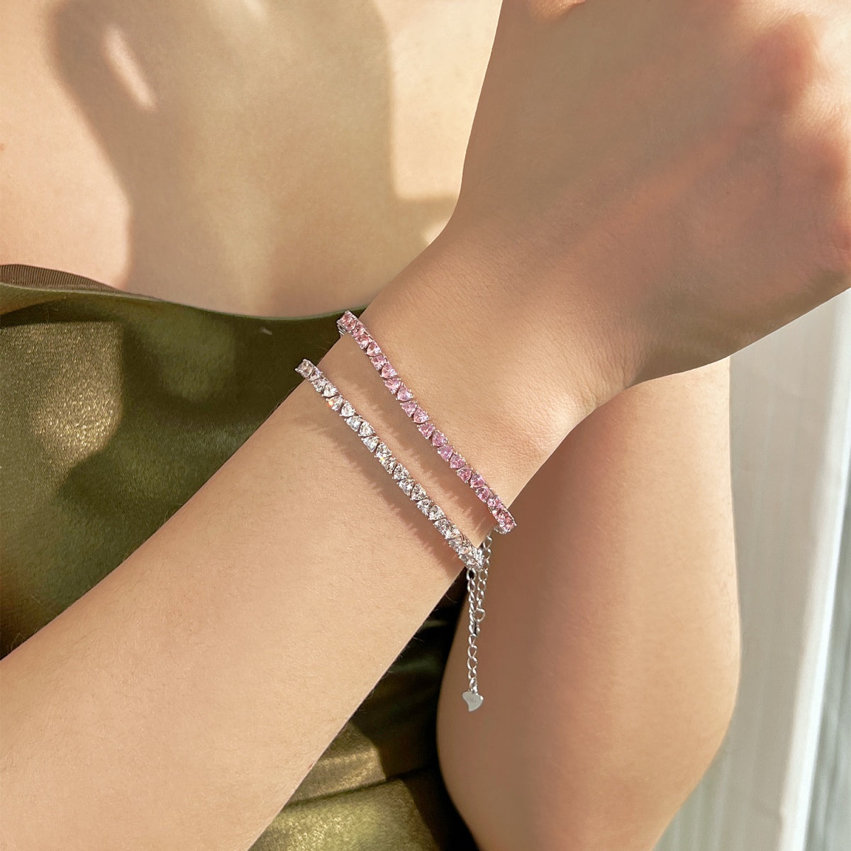 [Clara Jewels]Dazzling Romantic Heart Shape Lover Bracelet