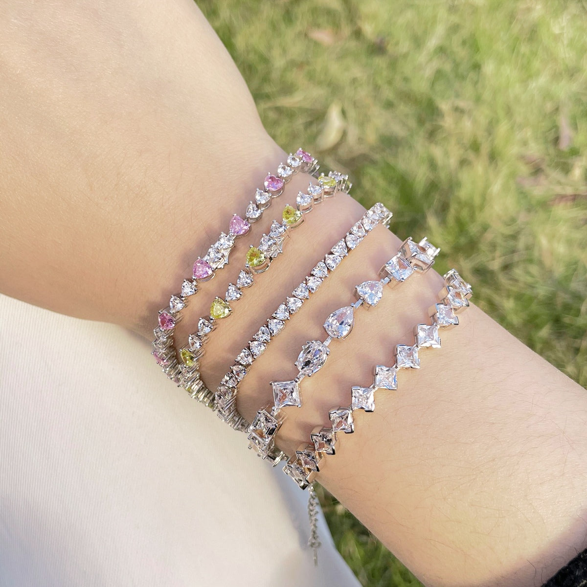 [Clara Jewels]0.5 Carat Ornate Princess Cut Daily Bracelet