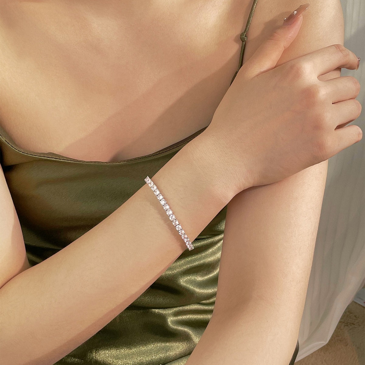 [Clara Jewels]Luxurious Ornate Round Cut Tennis Bracelet