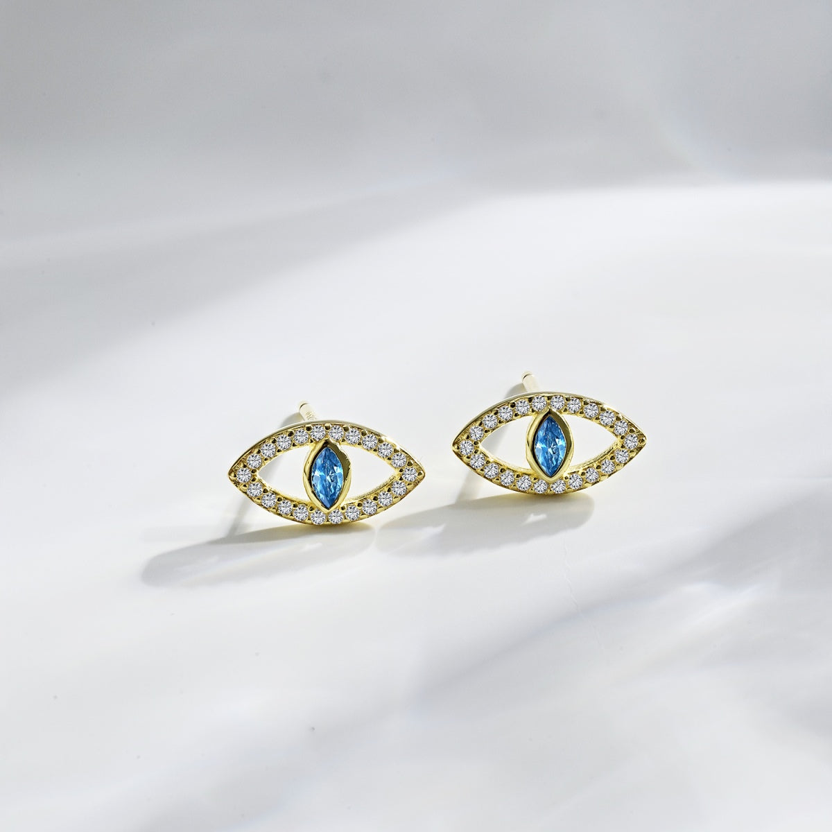 [Clara Jewels]Blue Devil Eyes Hollow Stud Earrings