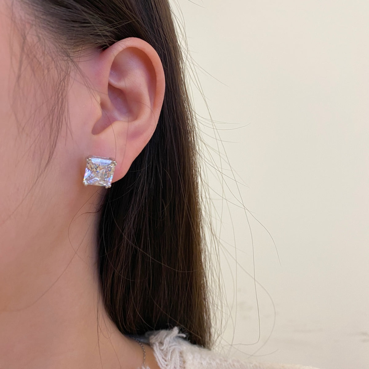 [Clara Jewels]Delicate Square Shape Earrings
