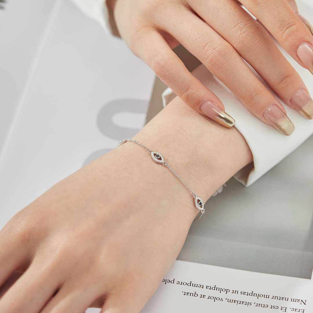 [Clara Jewels]Evil Eye Shape Pendent Necklace