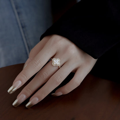 [Clara Jewels]Luxurious Eternity Flower Shape Banquet Ring