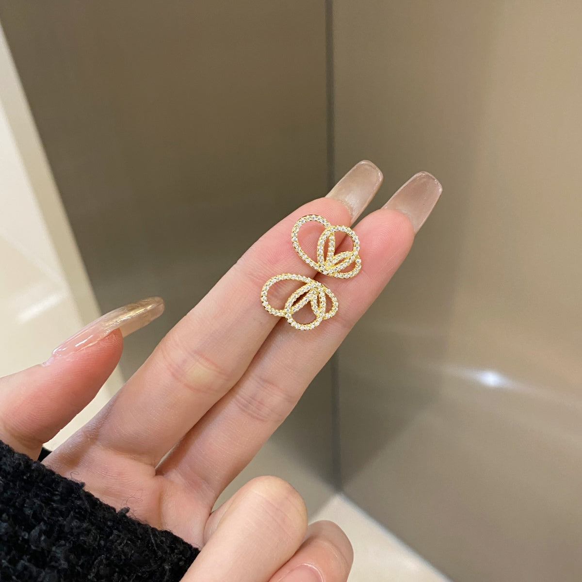 [Clara Jewels]Exquisite Butterfly Shape Earrings