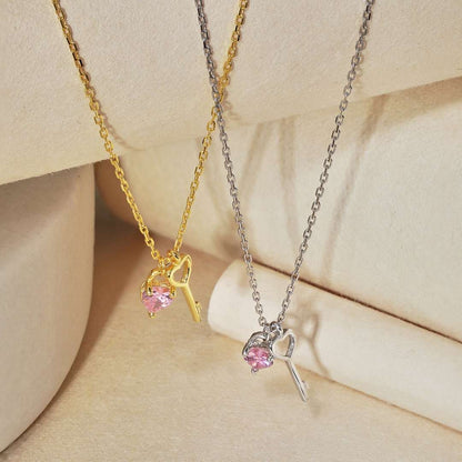 [Clara Jewels]Unique Heart Shape Key Pendent Necklace