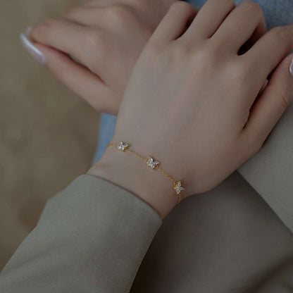 [Clara Jewels]Radiant Butterfly Shape Necklace