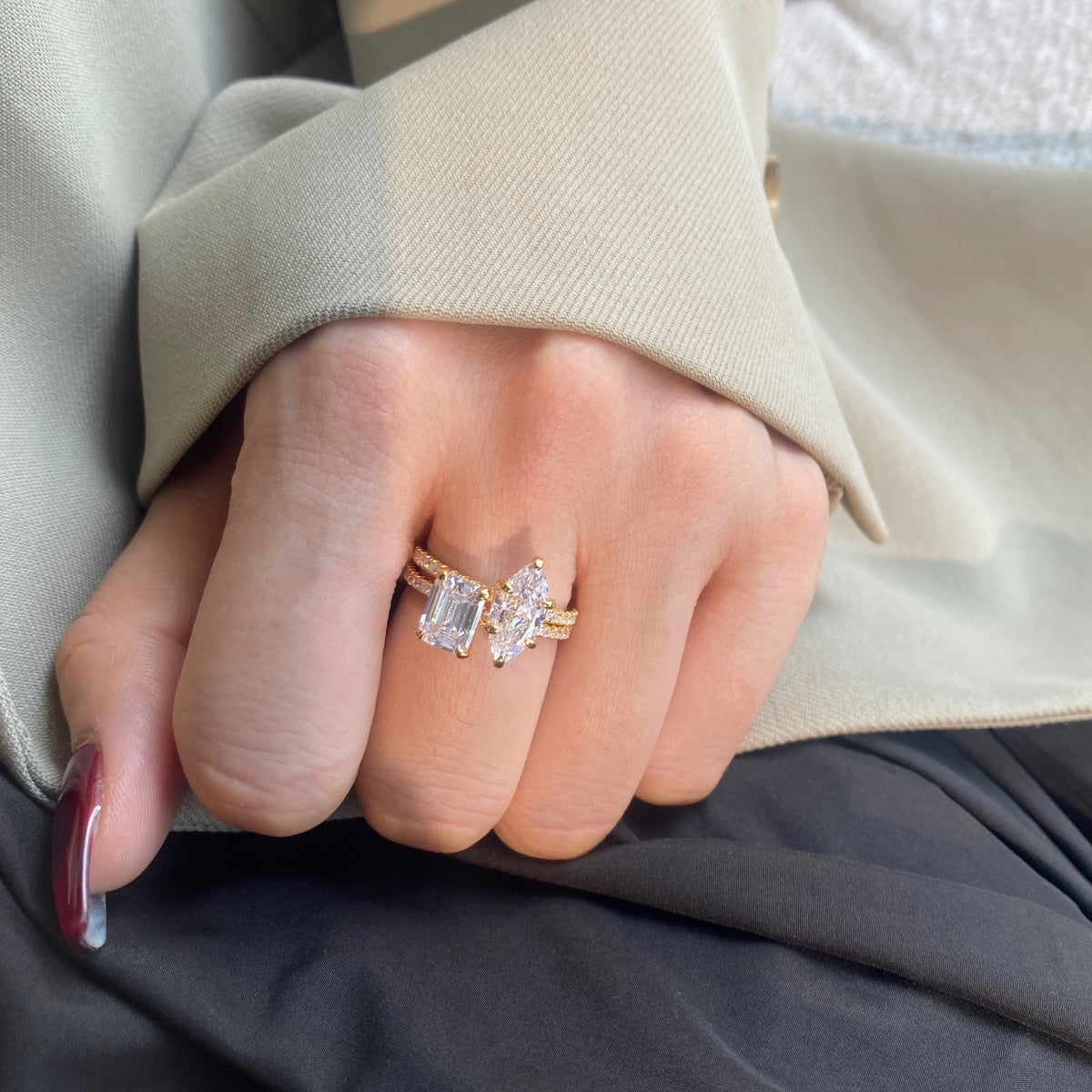 [Clara Jewels]2.0 Carat Scintillating Ornate Radiant Cut Party Ring