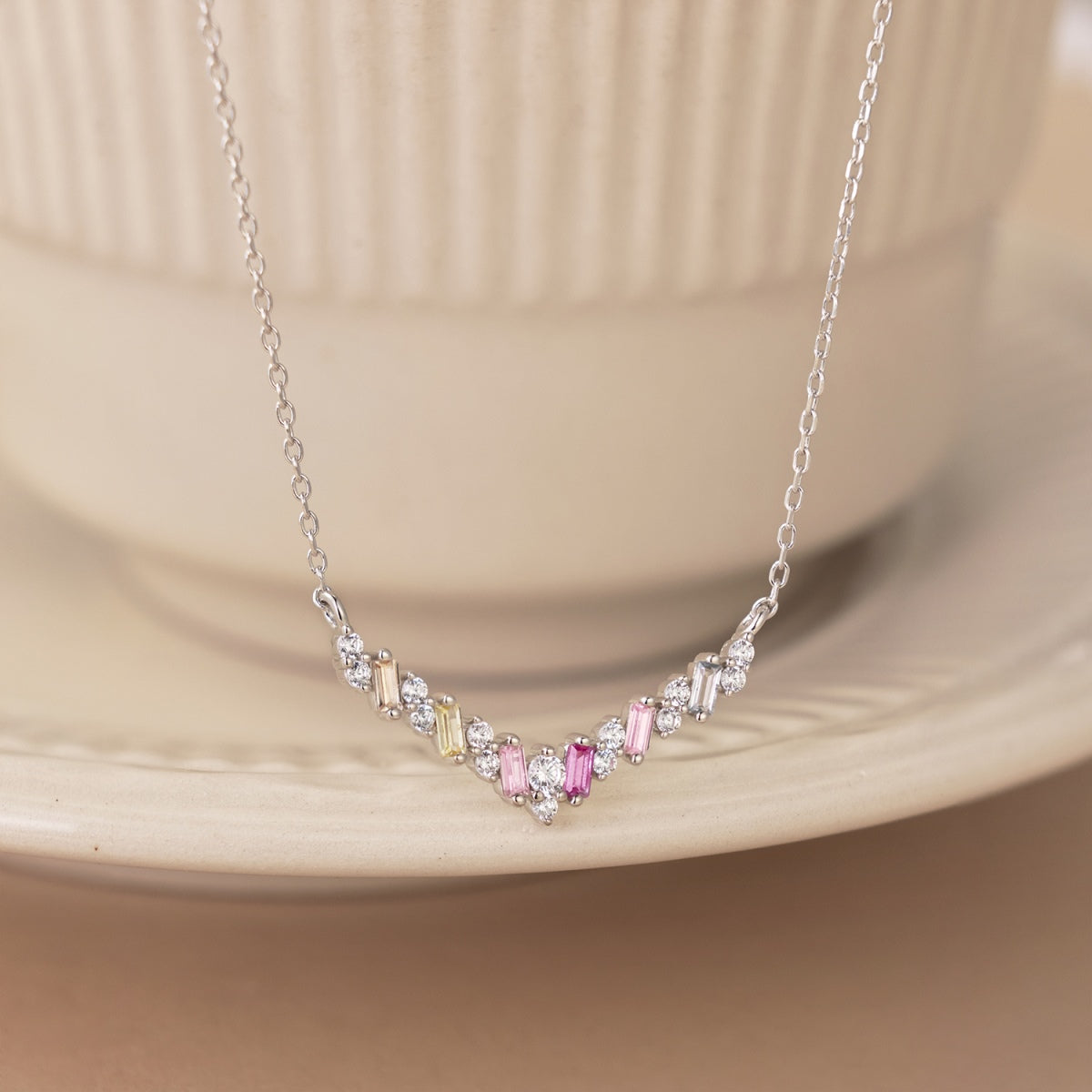 [Clara Jewels]Dazzling Rainbow Necklace
