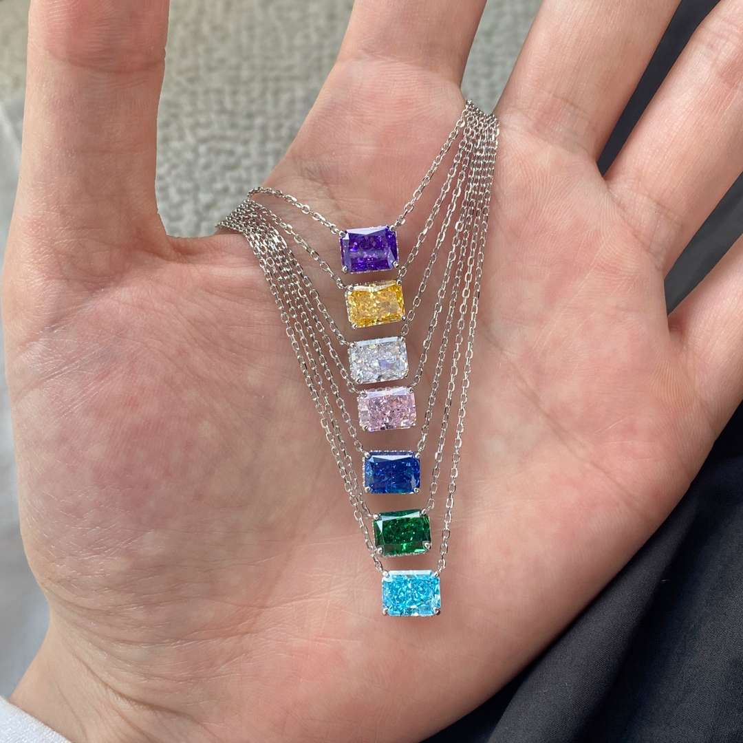 [Clara Jewels]Luxurious Square Shape Colorful Necalack