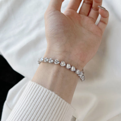 [Clara Jewels]0.75 Carat Elegant Romantic Heart Shape Lover Bracelet