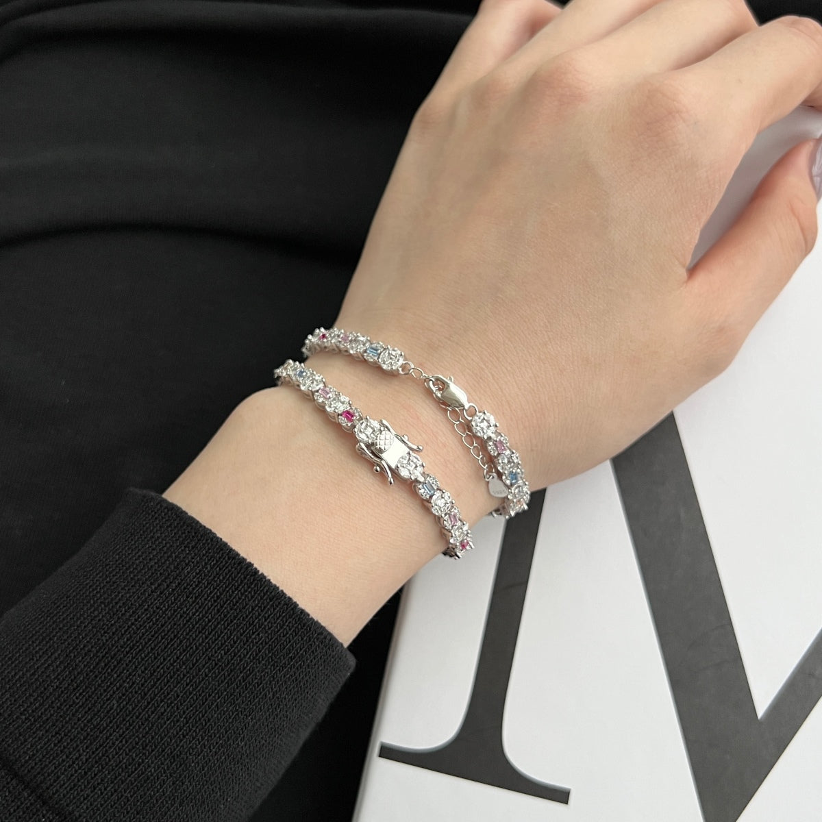 [Clara Jewels]Dazzling Radiant Multi Cut Daily Bracelet